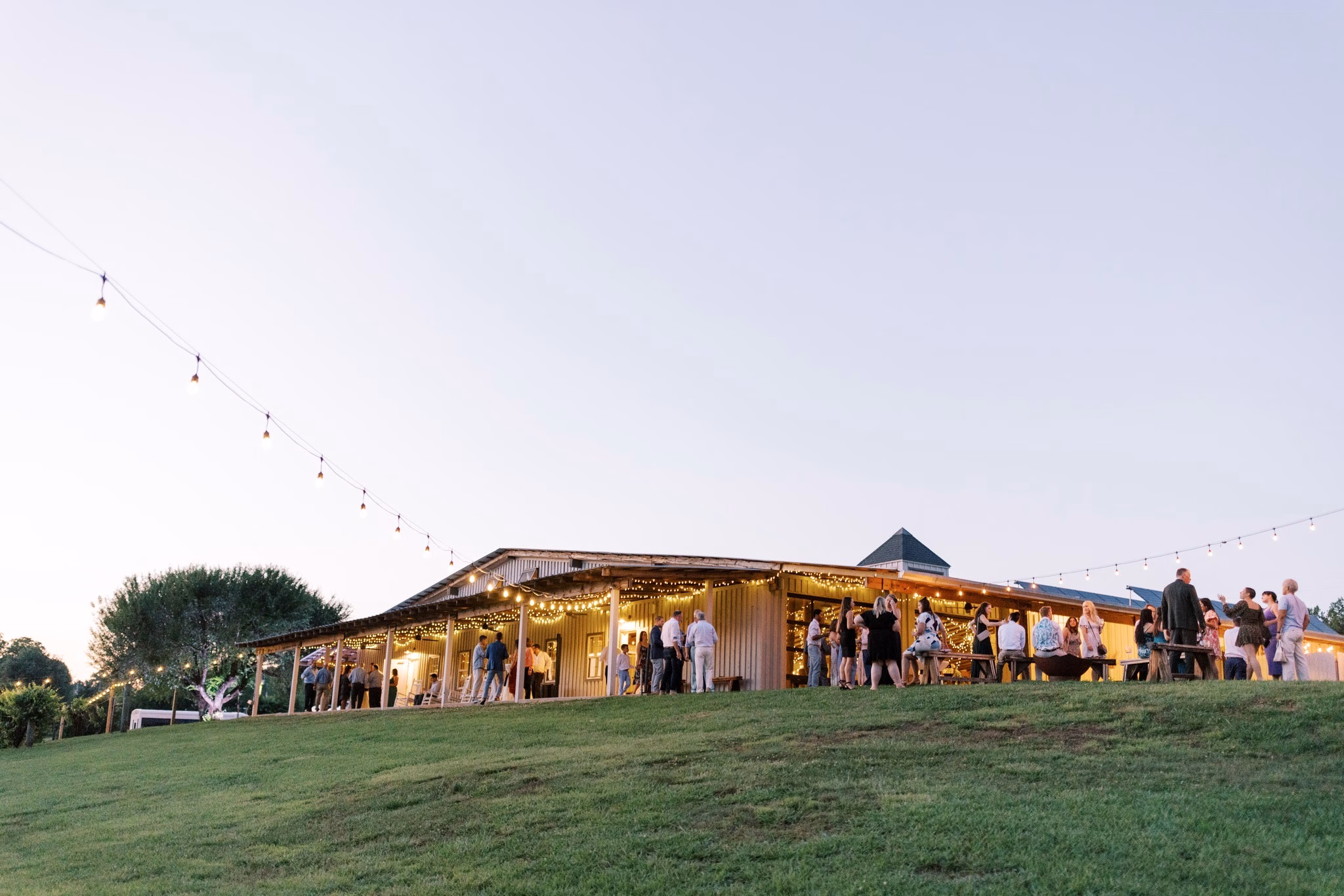 outdoor exterior crowd barn
